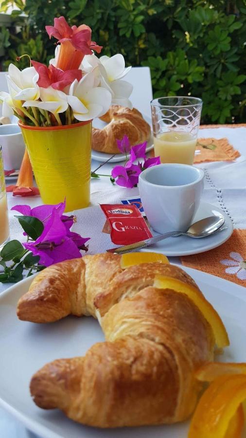 B&B Spiaggia Di Ponente 시클리 외부 사진