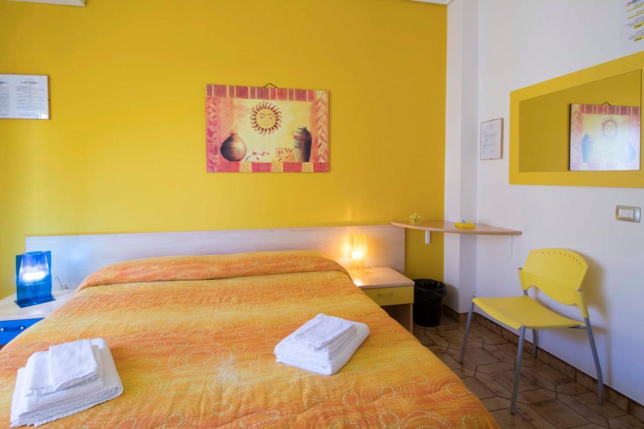 B&B Spiaggia Di Ponente 시클리 외부 사진