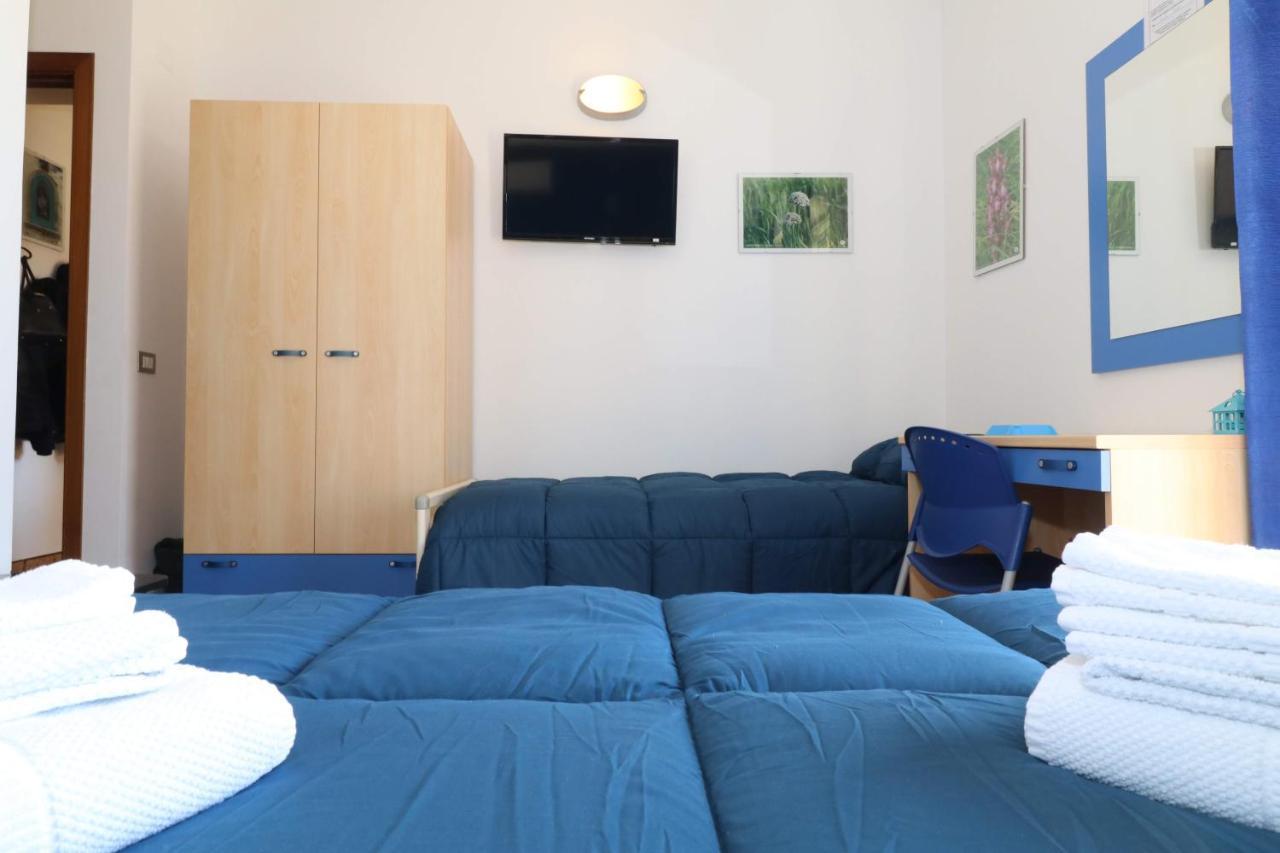 B&B Spiaggia Di Ponente 시클리 외부 사진